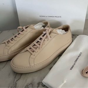 Common project Achilles original low top sneaker nude NEW size 10